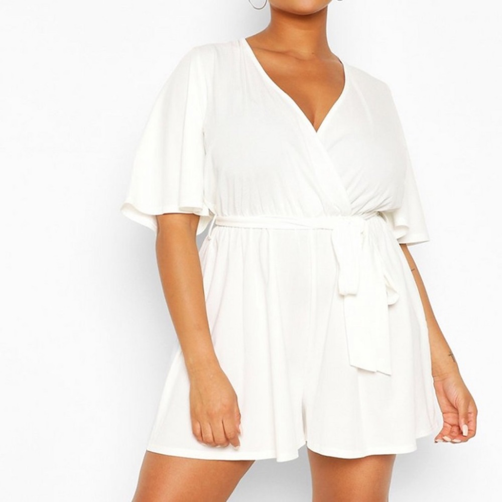 Belted ribbed romper